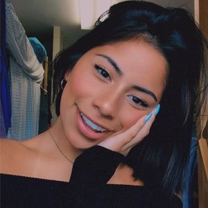 Meet your Posher, Gillian